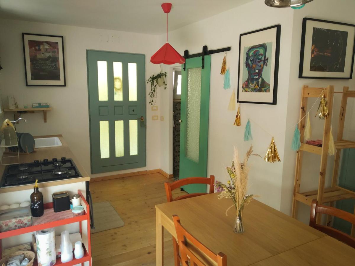 Bed and Breakfast La Finestra Sul Cortile Атри Экстерьер фото