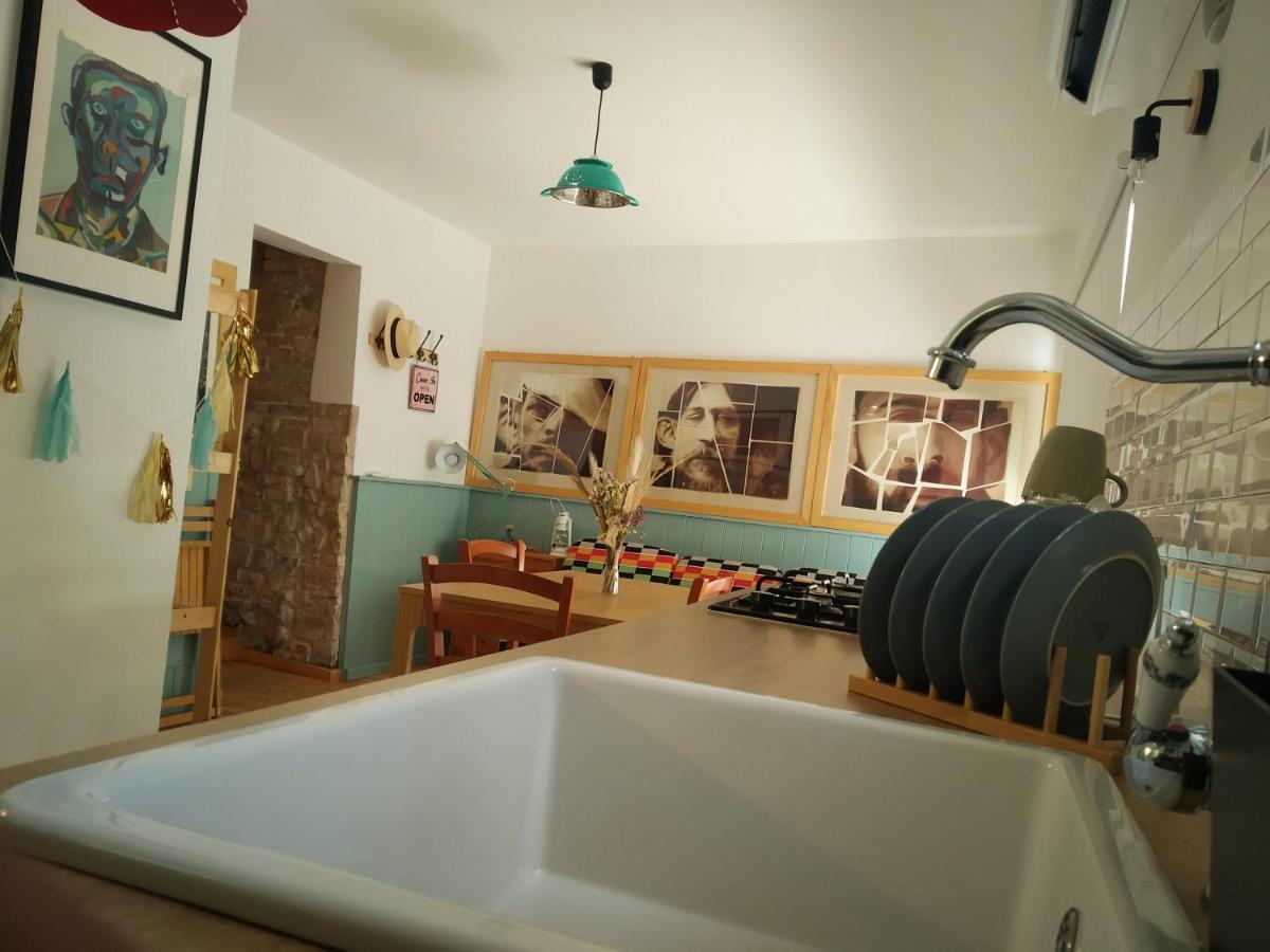 Bed and Breakfast La Finestra Sul Cortile Атри Экстерьер фото
