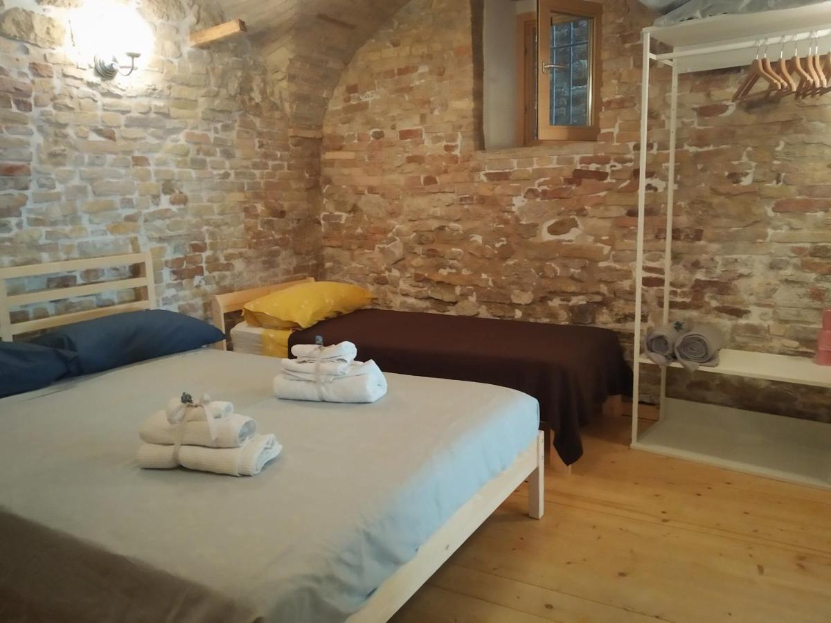 Bed and Breakfast La Finestra Sul Cortile Атри Экстерьер фото